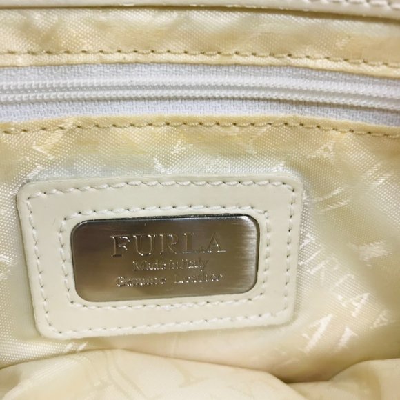 50% OFF  Authentic Furla Italian leather Cream shoulder bag - Picture 9 of 11